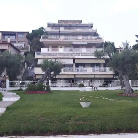 Appartement Stefani With A Sea View Terrace!