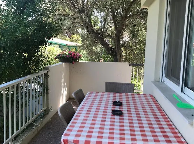 Stefani With A Sea View Terrace! Appartement *